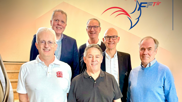 Csm Deutschsprachige Verbaende Ae90b38637 Gruppenbild in Strassburg: SSV-Präsident Luca Filippini (ganz links unten) und Vizepräsident Walter Harisberger (oben Mitte). Foto: DSB