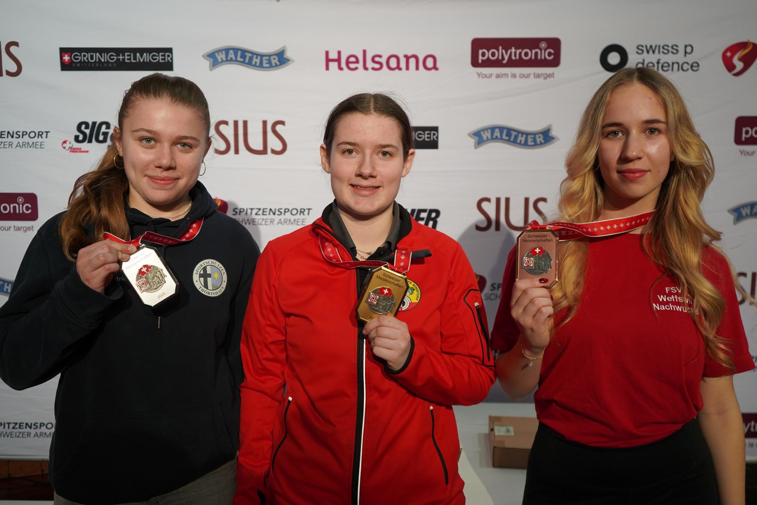 Gewehr 10m Juniorinnen U21: 1. Emely Gyger; 2. Alina Schmid; 3. Polina Tischenko